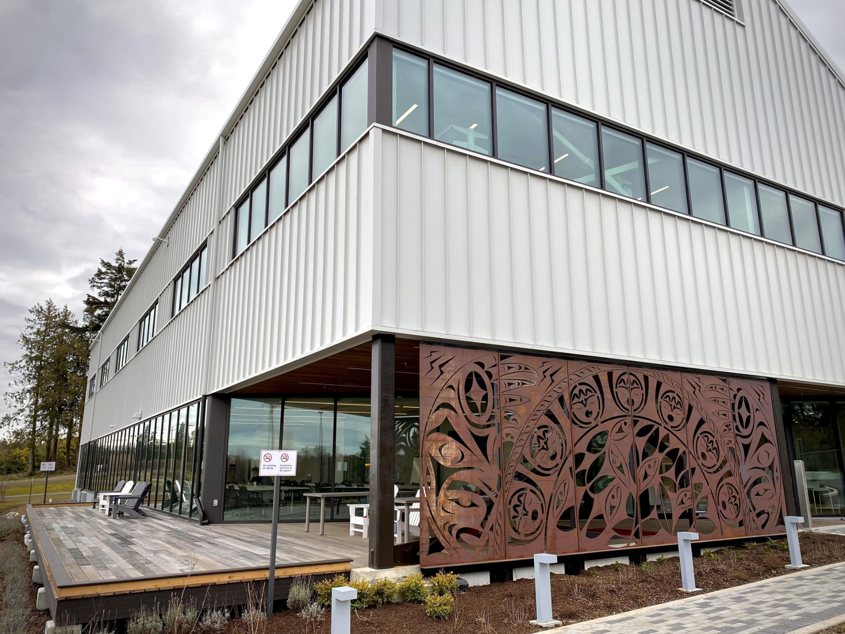 Exterior photo of entrance to Centre for Plant Health